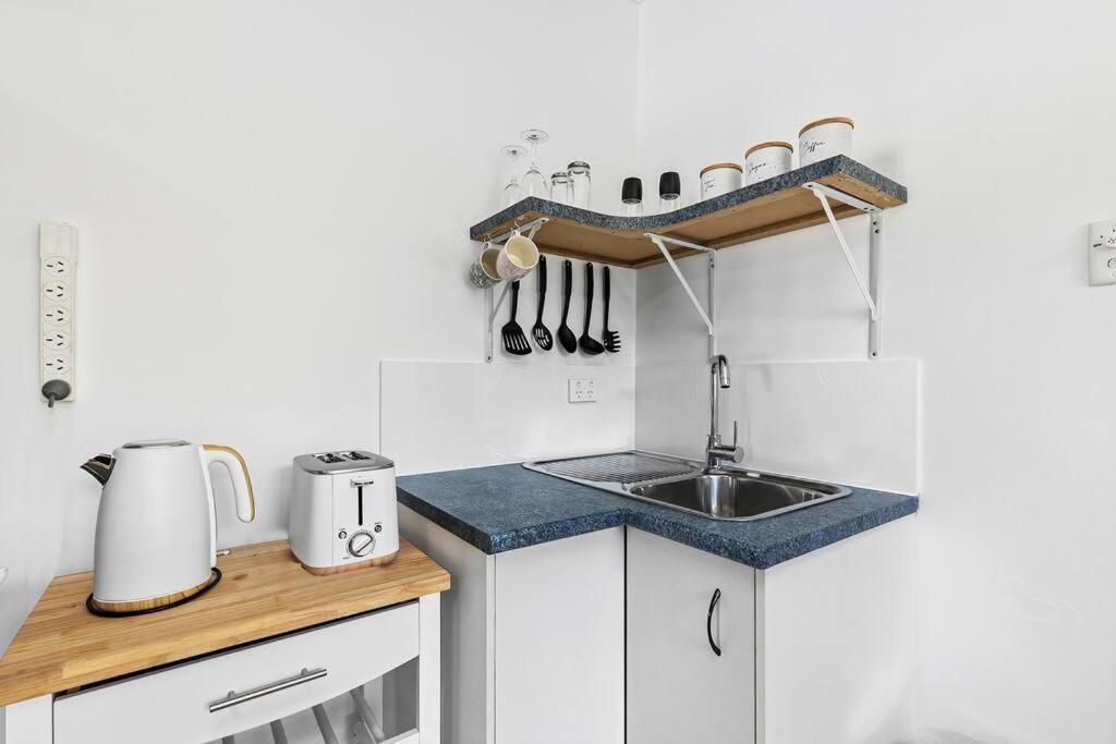 The Brick Batch - Holiday Unit! Bellara Extérieur photo